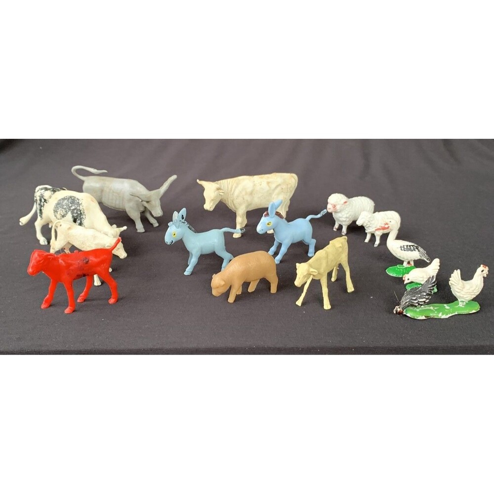 12 Vintage Plastic Farm Animals Cows Bulls Sheep Donkeys Hong Kong  Unmarked